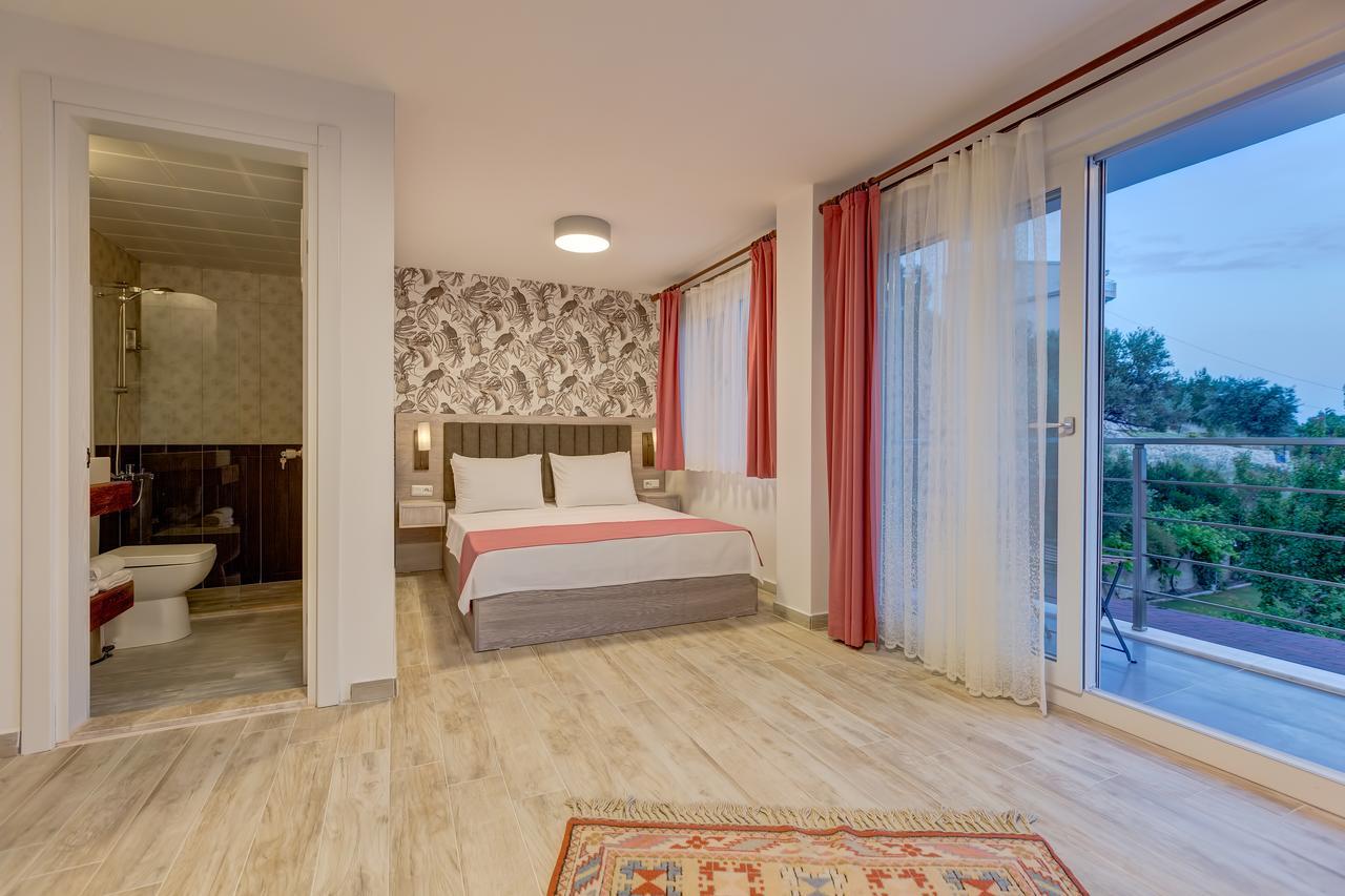 Barbun Pansiyon Mordogan Bagian luar foto