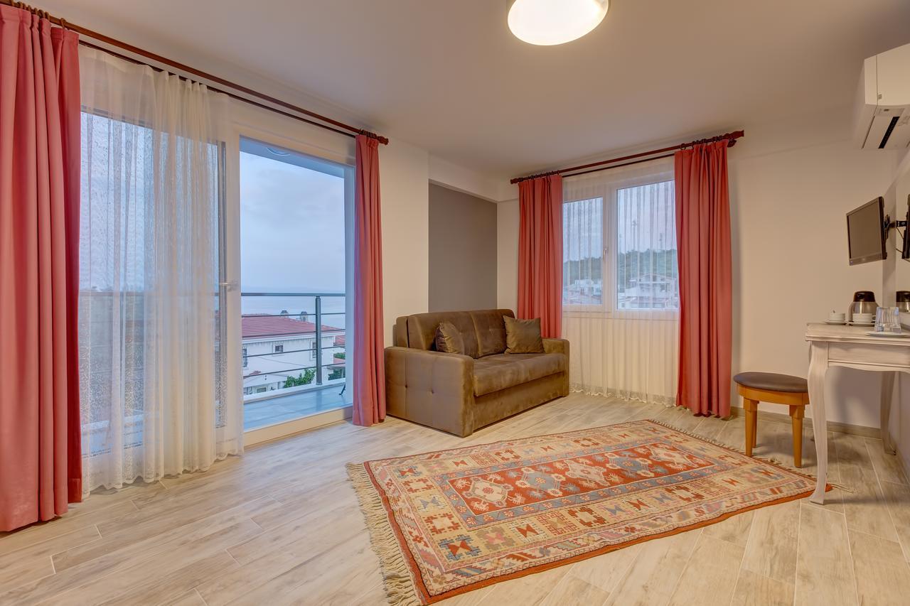 Barbun Pansiyon Mordogan Bagian luar foto